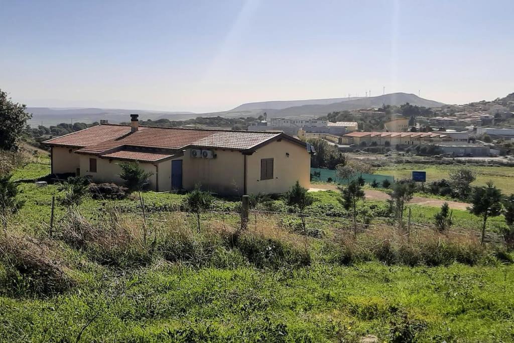 Villa Marci Con Piscina Privata A Nulvi エクステリア 写真